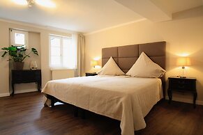 Boutique Charme Apartments 10