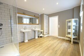 Boutique Charme Apartments 14