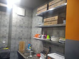 Graffiti Mega City Hostel