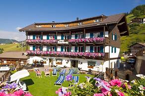 Kristiania Small Dolomites Hotel