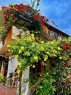 Casa del Lago Lodging House