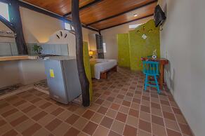 Casa del Lago Lodging House