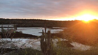 Casa del Lago Lodging House
