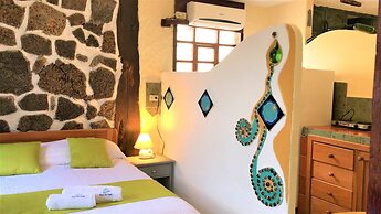 Casa del Lago Lodging House