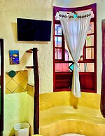 Casa del Lago Lodging House