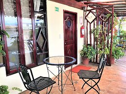 Casa del Lago Lodging House