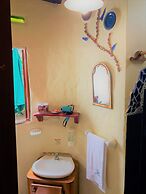 Casa del Lago Lodging House