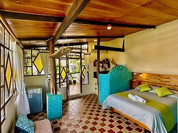 Casa del Lago Lodging House