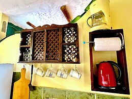 Casa del Lago Lodging House