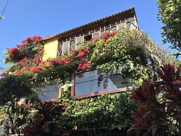 Casa del Lago Lodging House