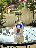 Casa del Lago Lodging House