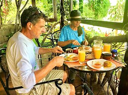 Casa del Lago Lodging House