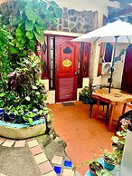 Casa del Lago Lodging House