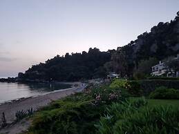 Corfu Island Apartment 13