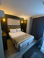 Kunlun Kensington Hotel