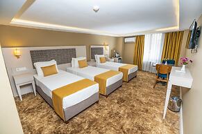 Kunlun Kensington Hotel