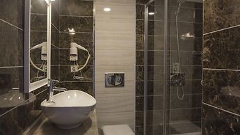 Kunlun Kensington Hotel