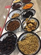 Kunlun Kensington Hotel