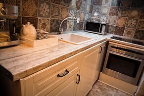 George & Alexandra's Apartments