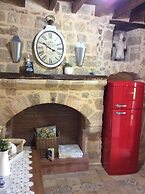 George & Alexandra's Apartments