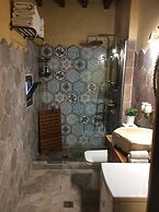 George & Alexandra's Apartments