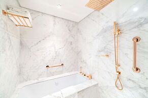 Hilton Doha The Pearl