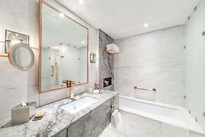 Hilton Doha The Pearl