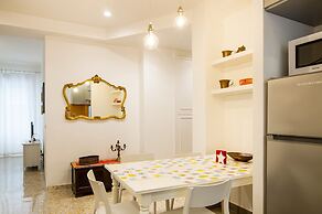 San Pietro Bright Apartment