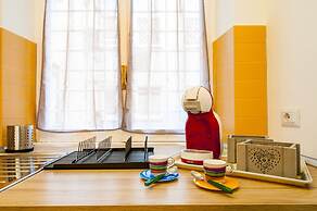 San Pietro Bright Apartment