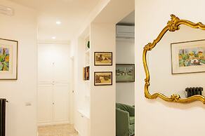 San Pietro Bright Apartment