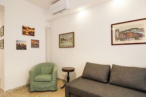 San Pietro Bright Apartment