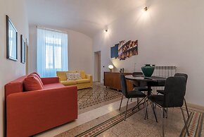 San Giovanni & Colosseo Roomy Flat