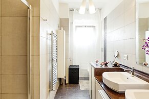 Bari Airport Seaview Apartment