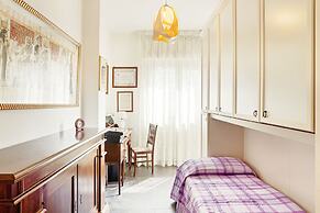 Bari Airport Seaview Apartment