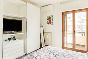 Bari Airport Seaview Apartment