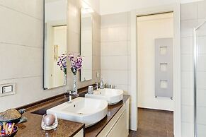 Bari Airport Seaview Apartment