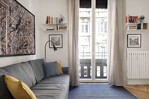 Appartamento dietro Fontana del Nettuno 