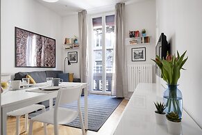 Appartamento dietro Fontana del Nettuno 