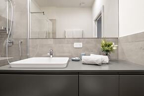 Appartamento dietro Fontana del Nettuno 