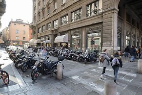 Appartamento dietro Fontana del Nettuno 