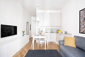 Appartamento dietro Fontana del Nettuno 