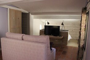 Hameau Fleur de Pierres B&B