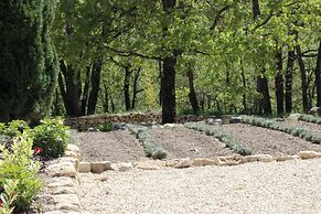 Hameau Fleur de Pierres B&B