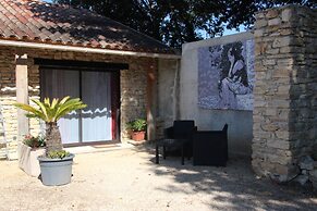 Hameau Fleur de Pierres B&B