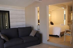 Hameau Fleur de Pierres B&B