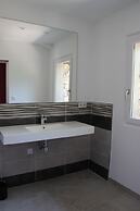 Hameau Fleur de Pierres B&B