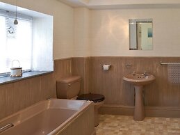 Rosecraddoc Manor Self Catering Holidays