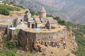 Kirch Hotel & Restaurant