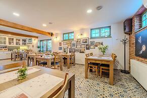 Tesla's Gastro House Plitvice