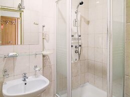 Liner Platov